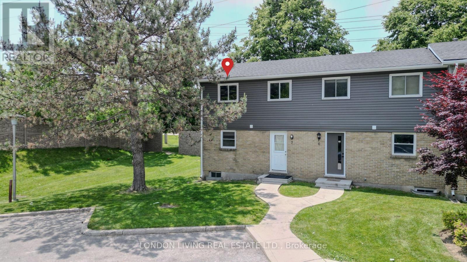 Property at 7 - 470 SECOND STREET image 4