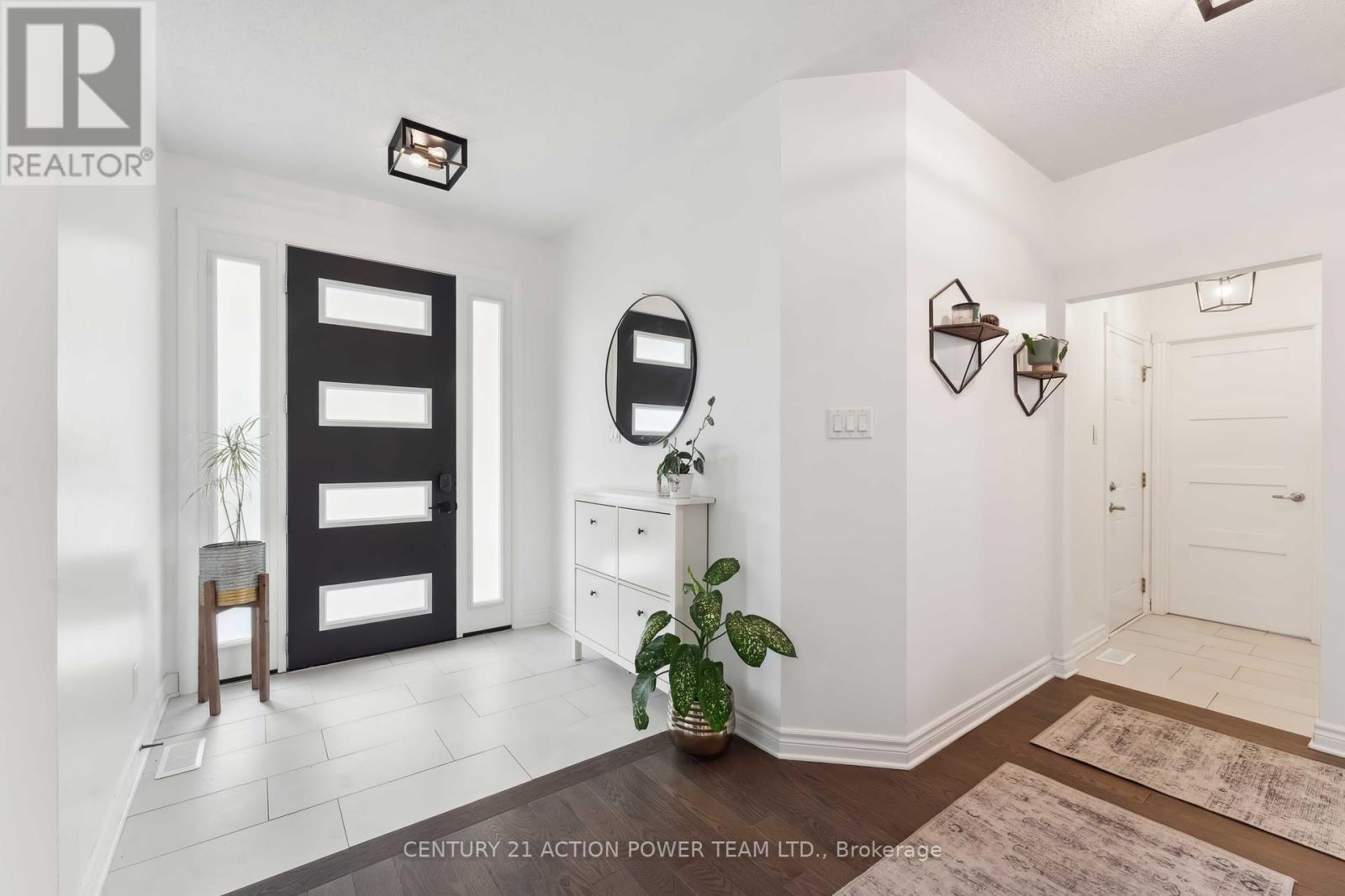 Property at 2101 HALLENDALE STREET image 3