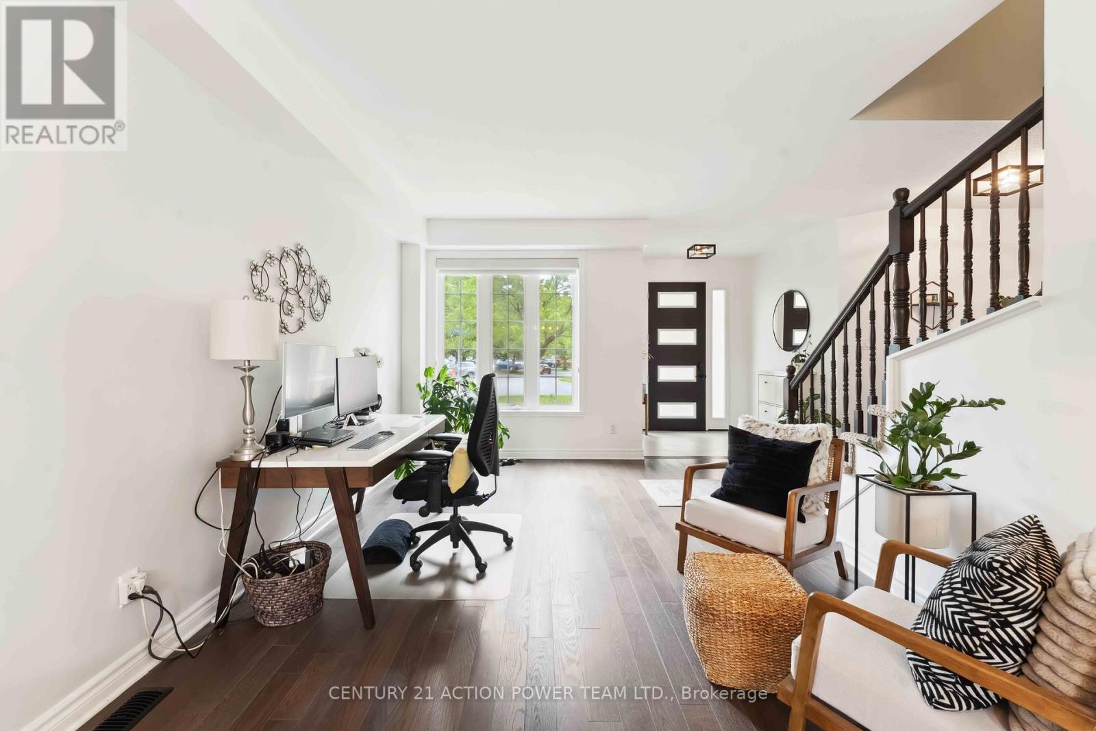 2101 Hallendale Street, Ottawa, Ontario  K4A 4S1 - Photo 6 - X12287048