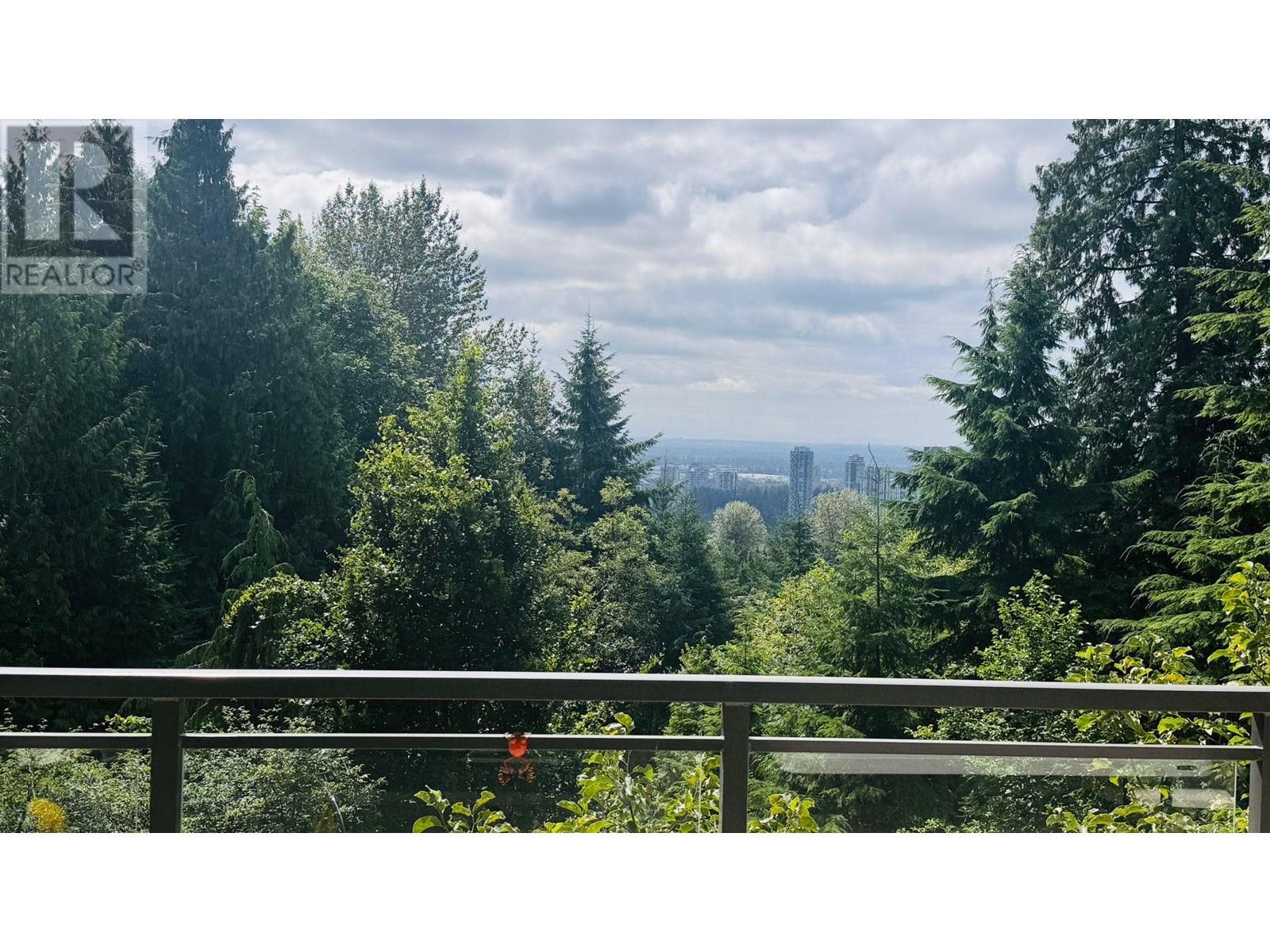 301 1415 Parkway Boulevard, Coquitlam, British Columbia  V3E 0C7 - Photo 3 - R3027204