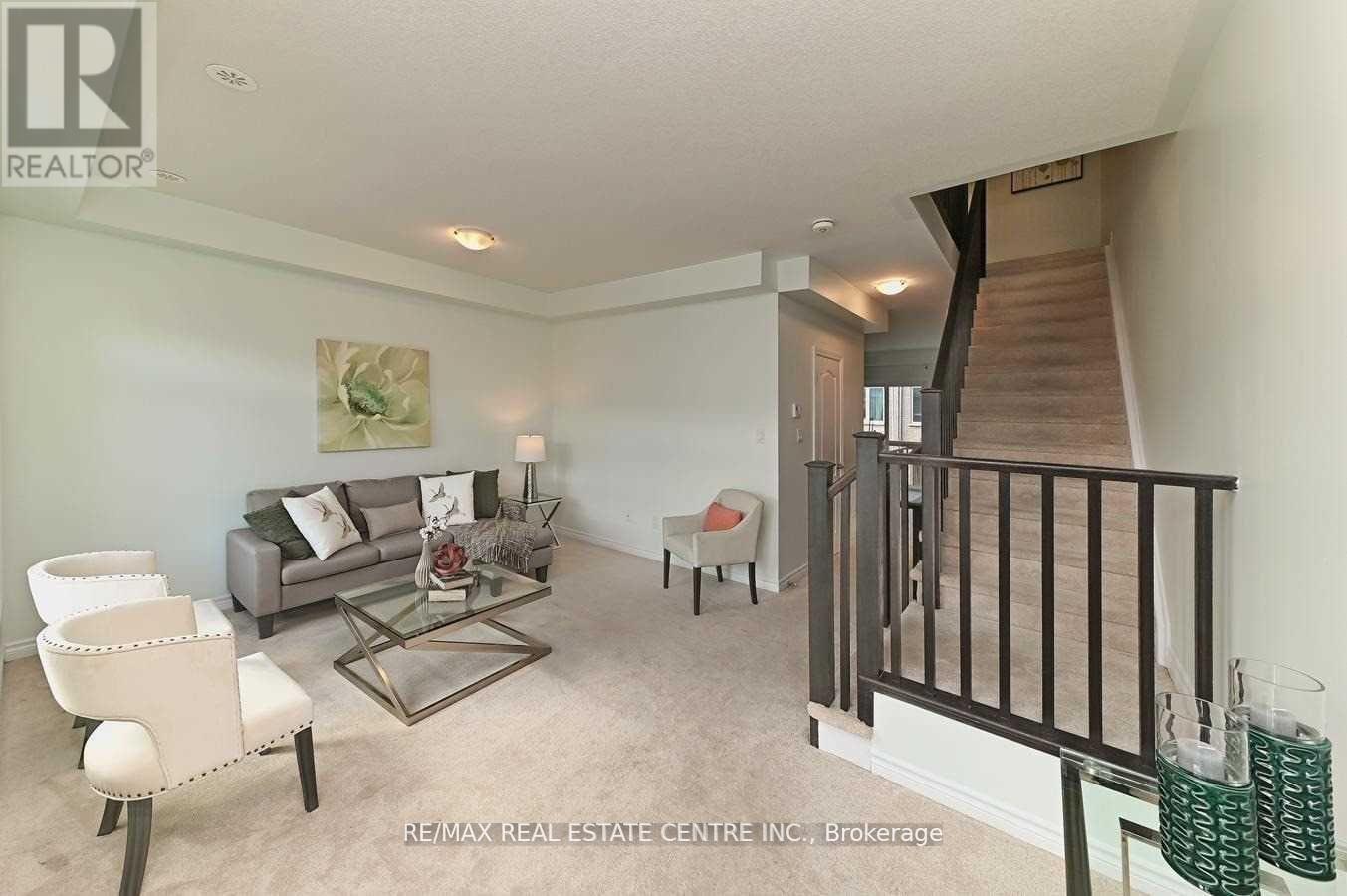 137 Borers Creek Circle, Hamilton, Ontario  L8B 1W3 - Photo 12 - X12287093