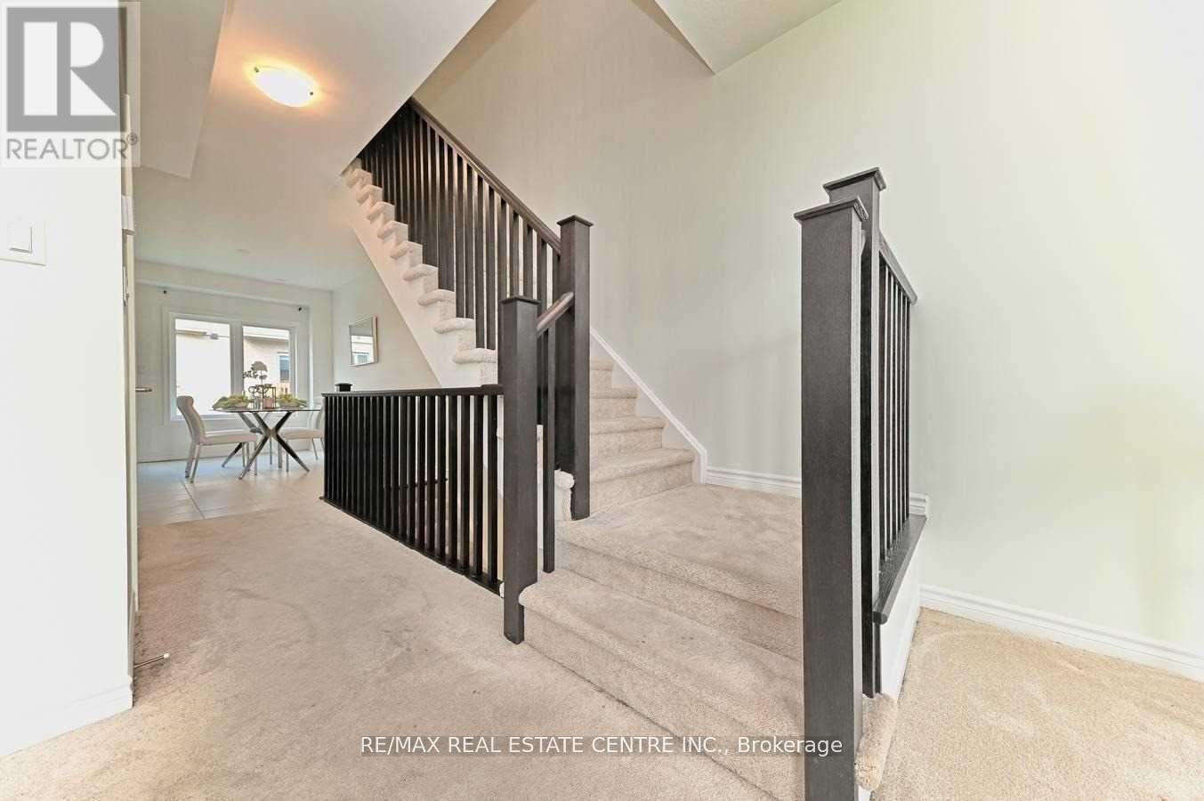 137 Borers Creek Circle, Hamilton, Ontario  L8B 1W3 - Photo 16 - X12287093