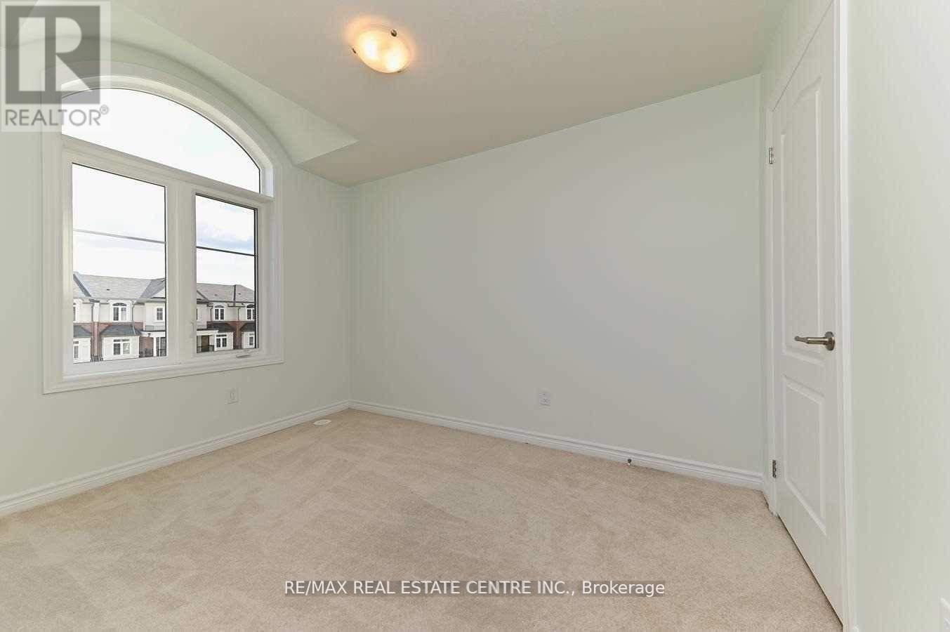 137 Borers Creek Circle, Hamilton, Ontario  L8B 1W3 - Photo 21 - X12287093