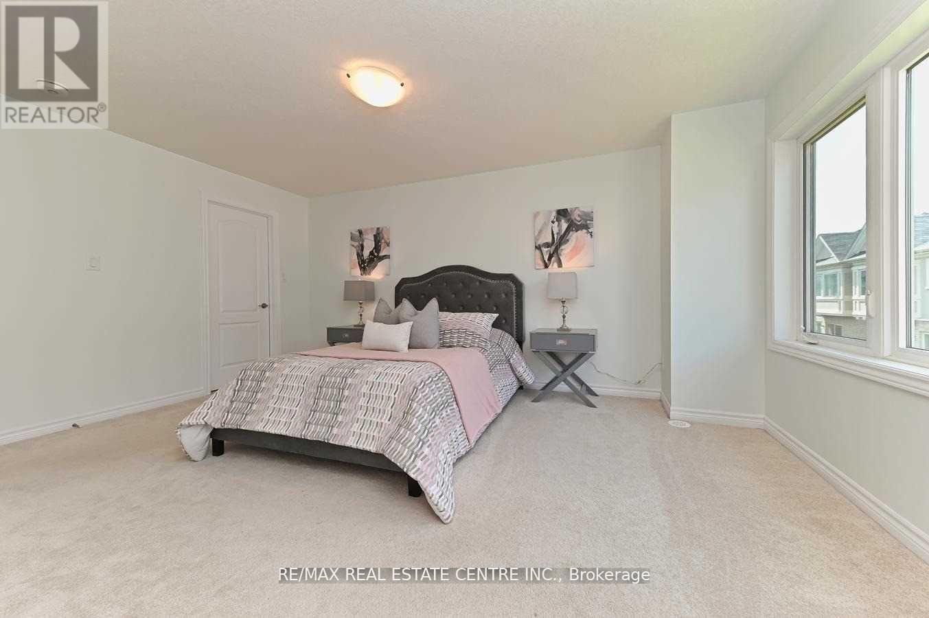 137 Borers Creek Circle, Hamilton, Ontario  L8B 1W3 - Photo 22 - X12287093