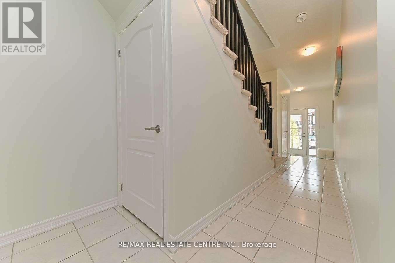 Property at 137 BORERS CREEK CIRCLE image 3