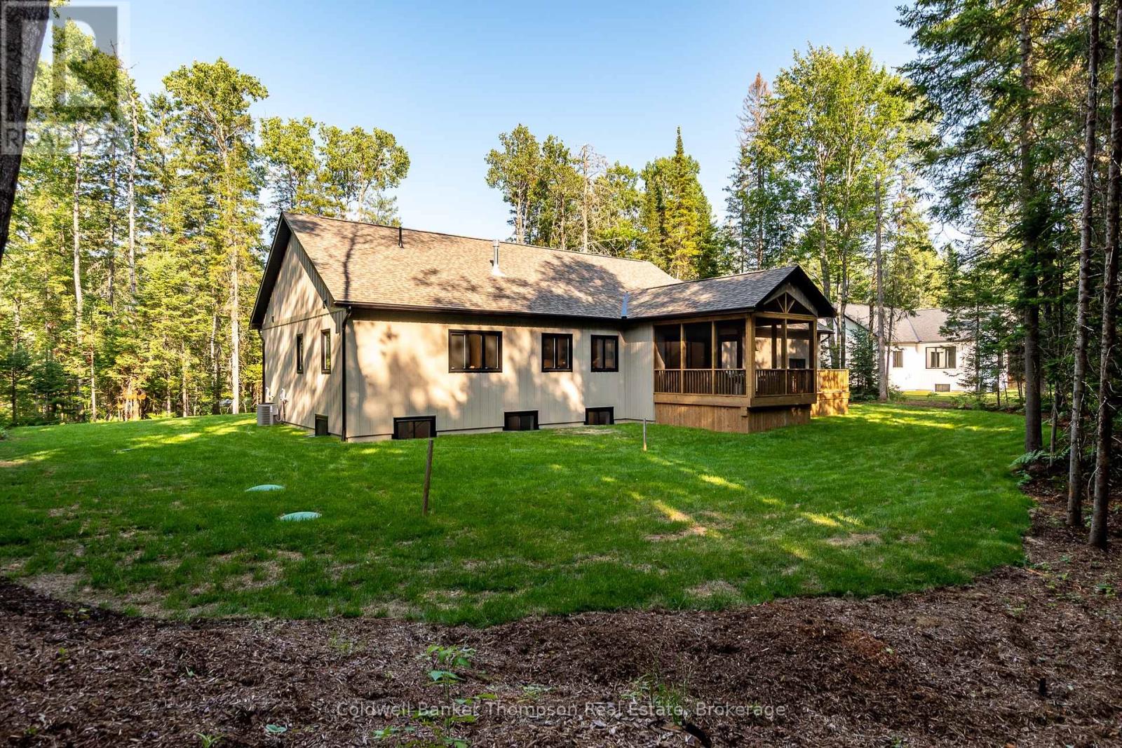 27 Crimson Lane, Huntsville, Ontario  P0B 1L0 - Photo 47 - X12287134