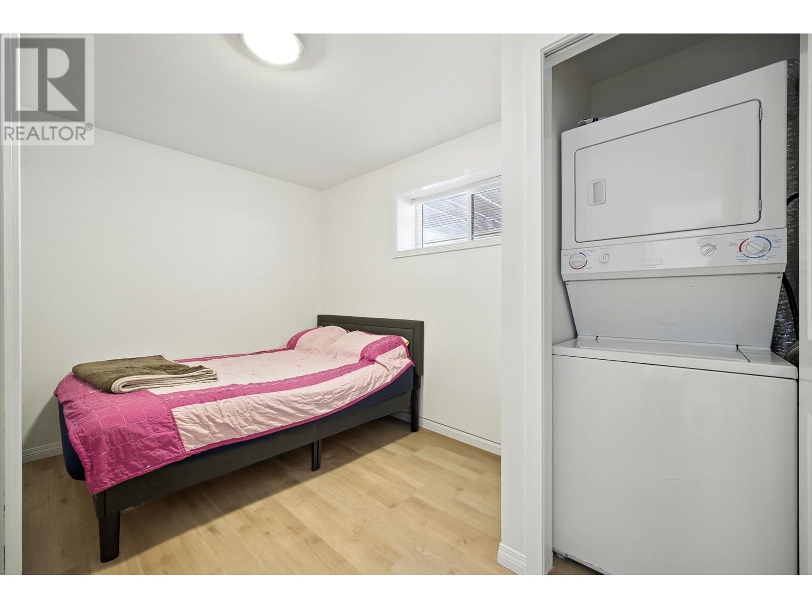 7563 1st Street, Burnaby, British Columbia  V3N 3T3 - Photo 34 - R3027056