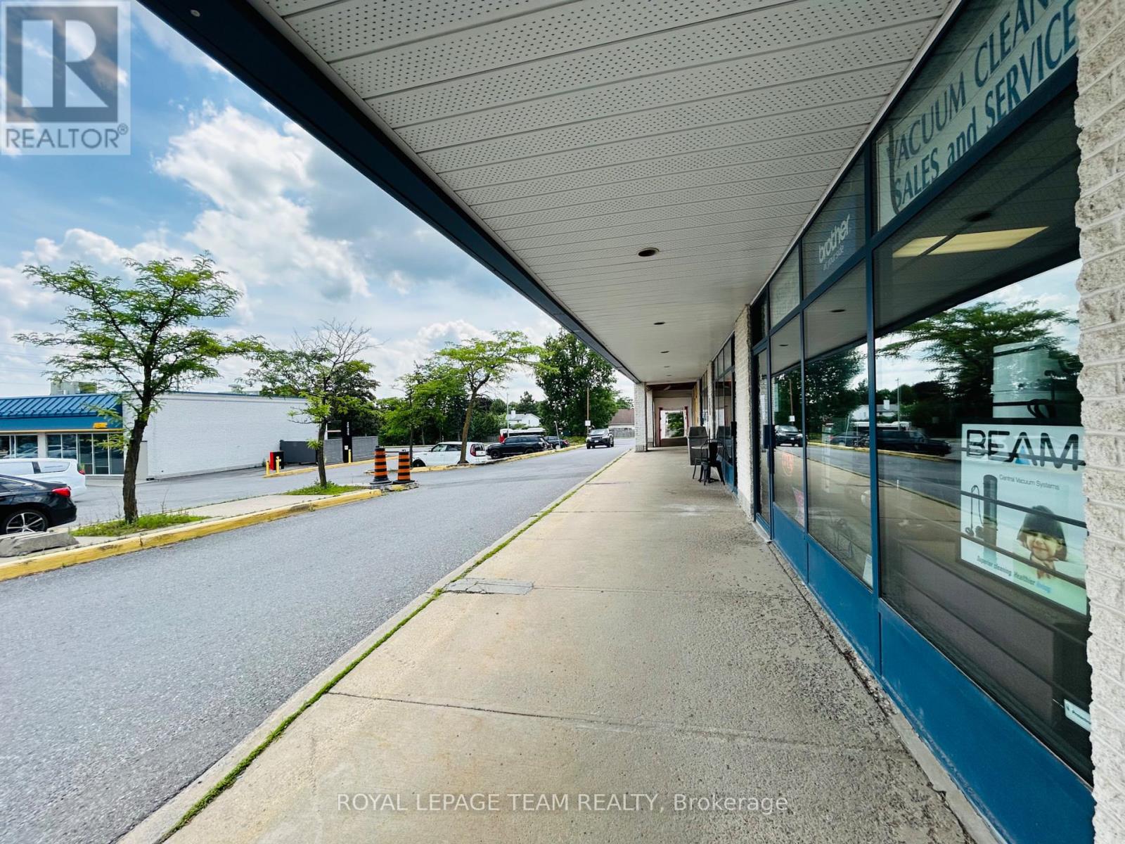 Unit #12 - 471 Hazeldean Road, Ottawa, Ontario  K2L 1V1 - Photo 5 - X12287130