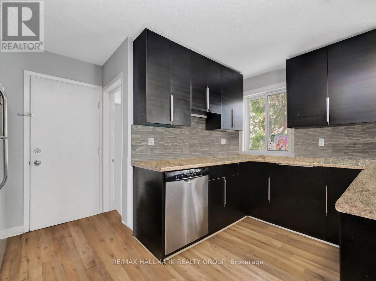 375 St Denis Street, Ottawa, Ontario  K1L 5H8 - Photo 8 - X12287144