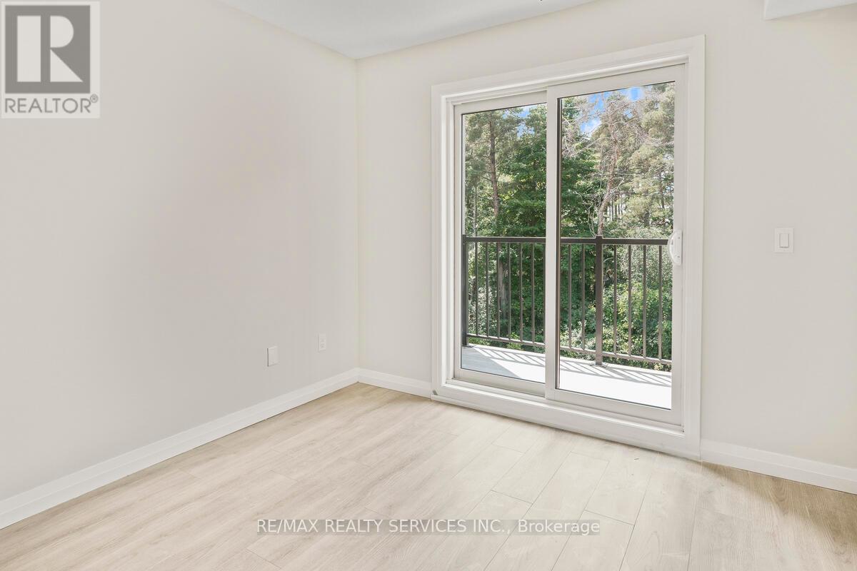 C64 - 370 Fisher Mills Road, Cambridge, Ontario  L5L 0B8 - Photo 18 - X12287102