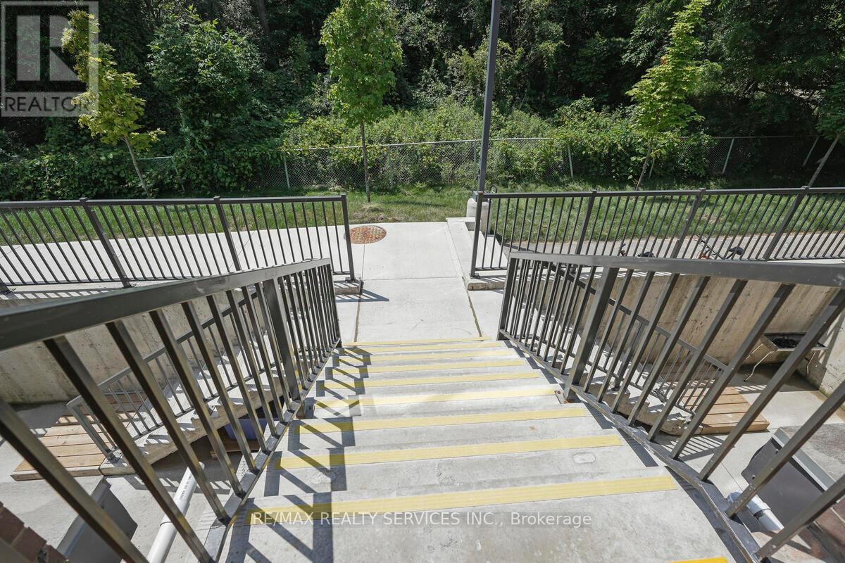 C64 - 370 Fisher Mills Road, Cambridge, Ontario  L5L 0B8 - Photo 31 - X12287102