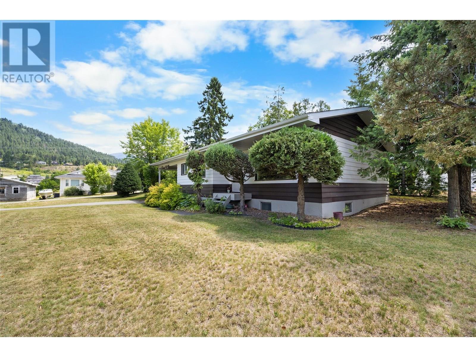 1031 7th  N Avenue, Creston, British Columbia  V0B 1G6 - Photo 35 - 10355832