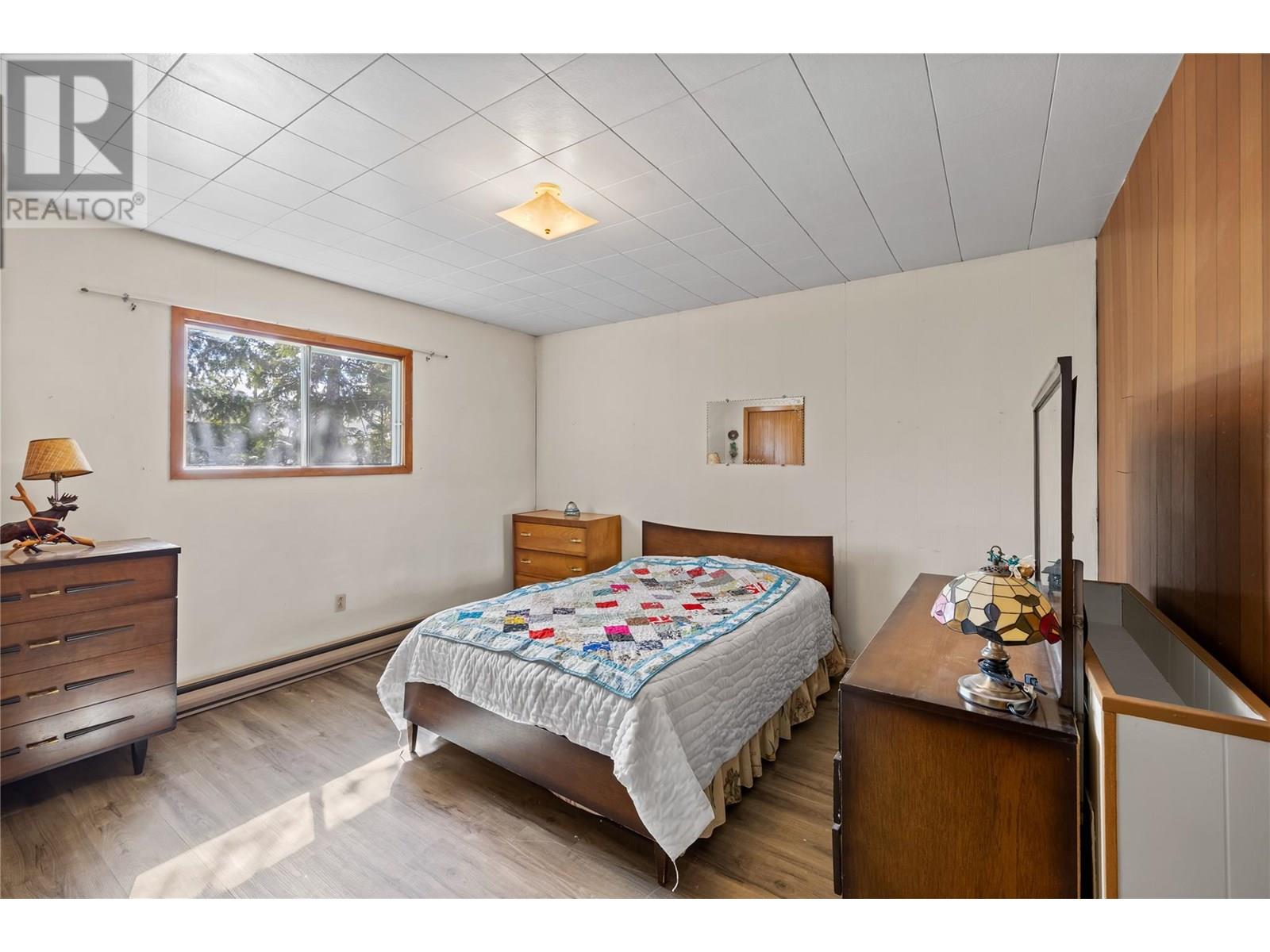 1031 7th  N Avenue, Creston, British Columbia  V0B 1G6 - Photo 13 - 10355832