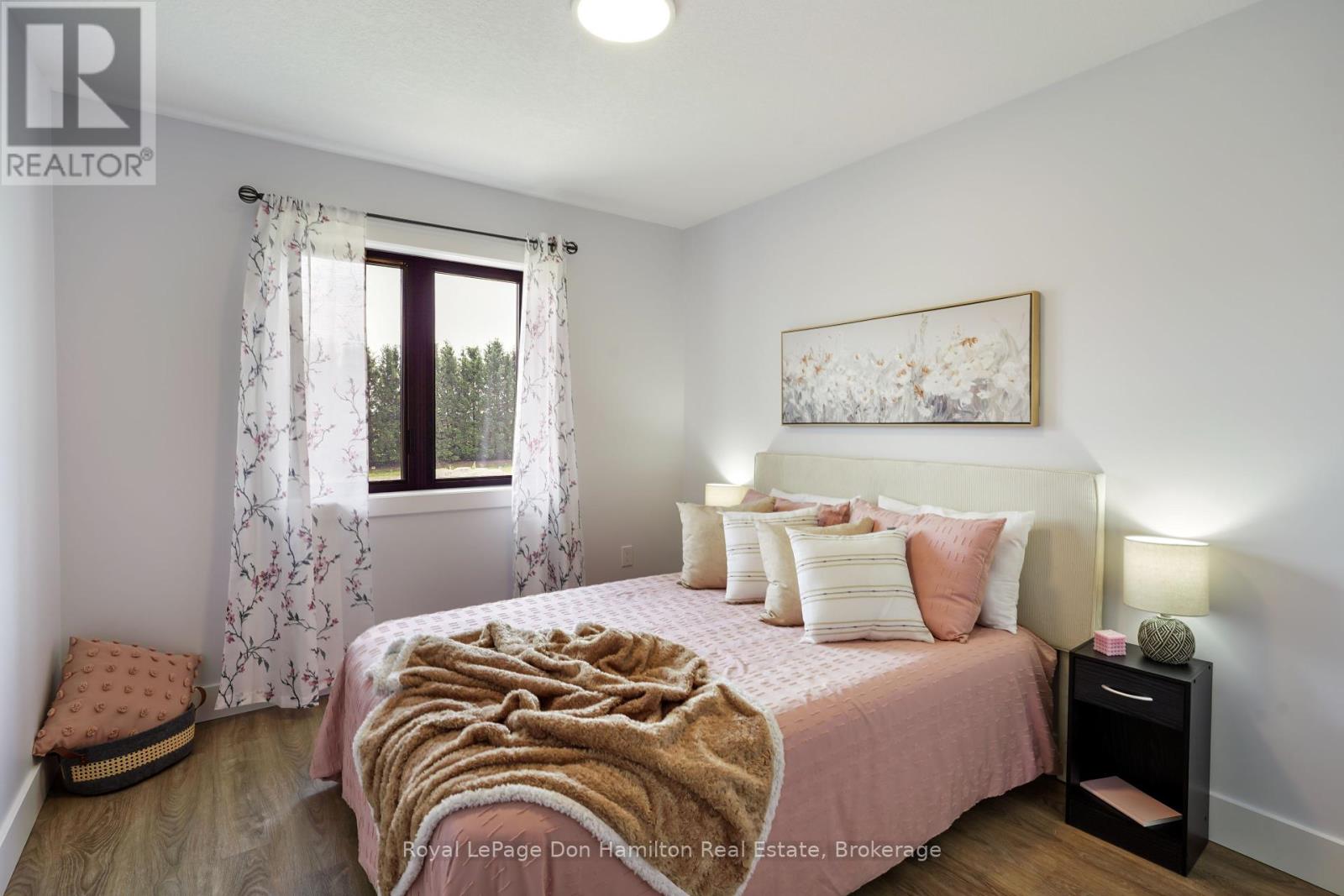 793 Bryans Drive, Huron East, Ontario  N0G 1H0 - Photo 28 - X12287169