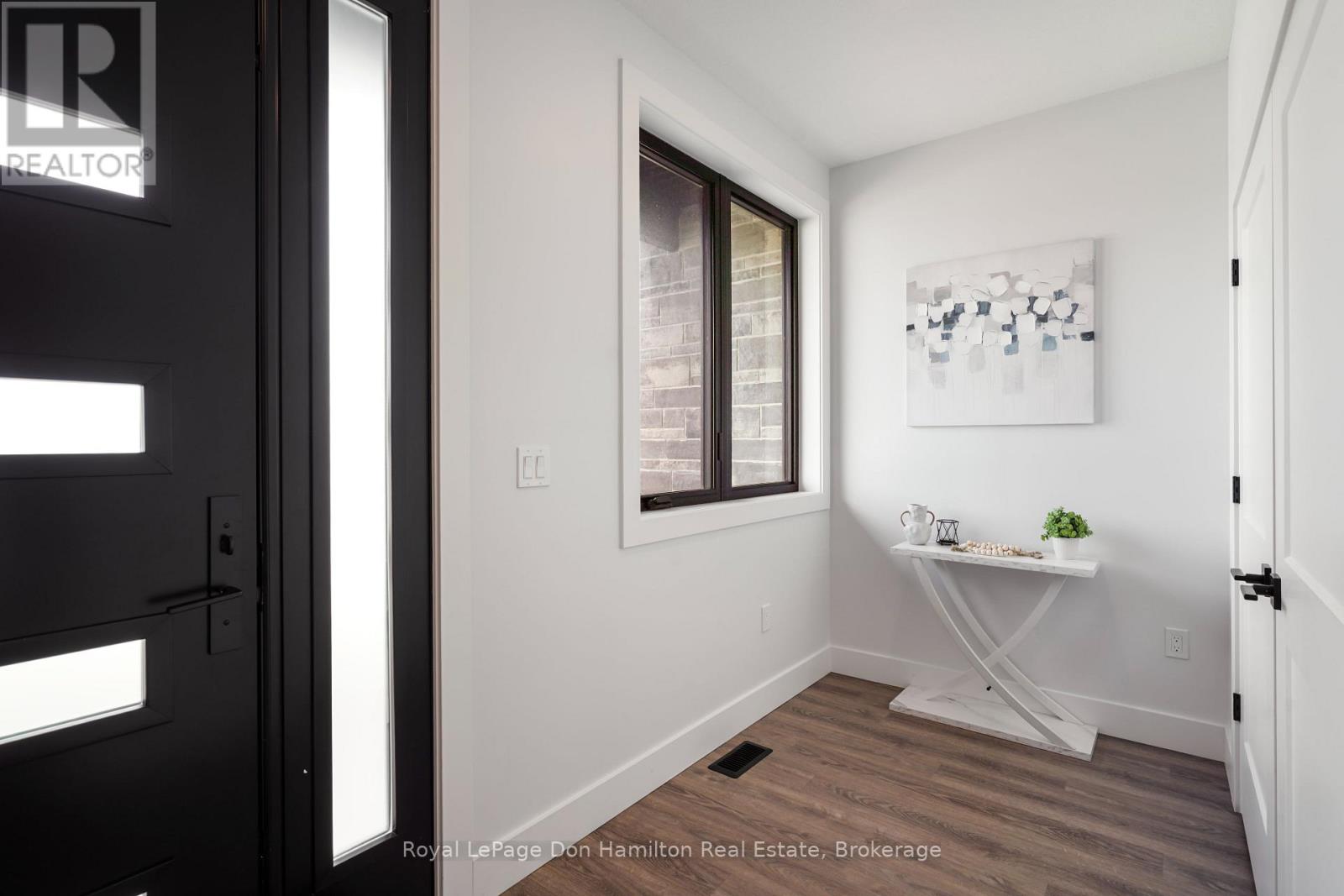 793 Bryans Drive, Huron East, Ontario  N0G 1H0 - Photo 6 - X12287169