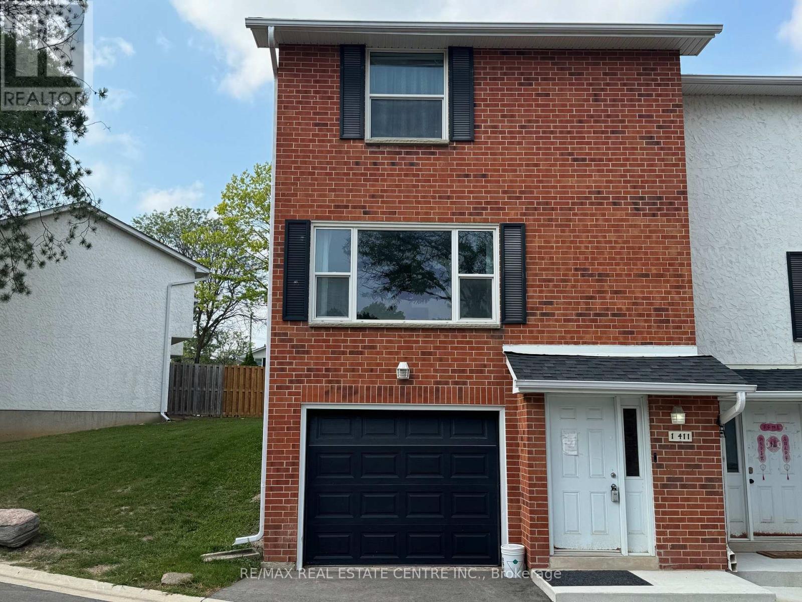 Property at 1 - 411 KEATS WAY image 1