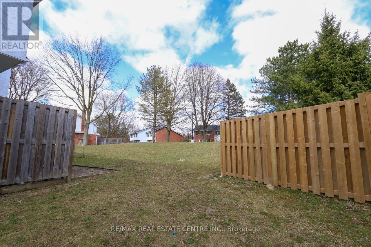 1 - 411 Keats Way, Waterloo, Ontario  N2L 5S7 - Photo 12 - X12287165