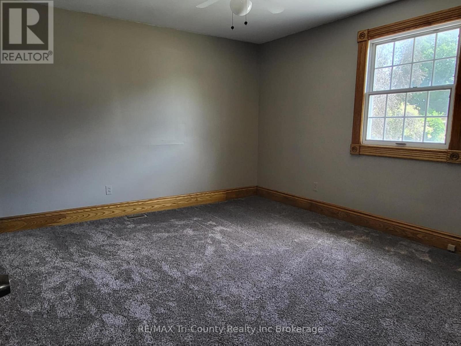 7 Glenridge Road, Tillsonburg, Ontario  N4G 4J6 - Photo 9 - X12287211