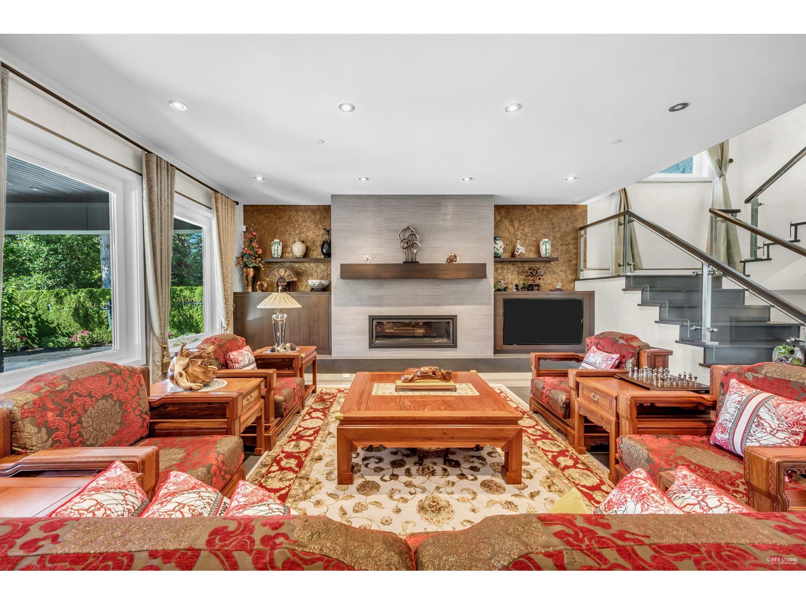 Property at 13657 MARINE DRIVE image 5