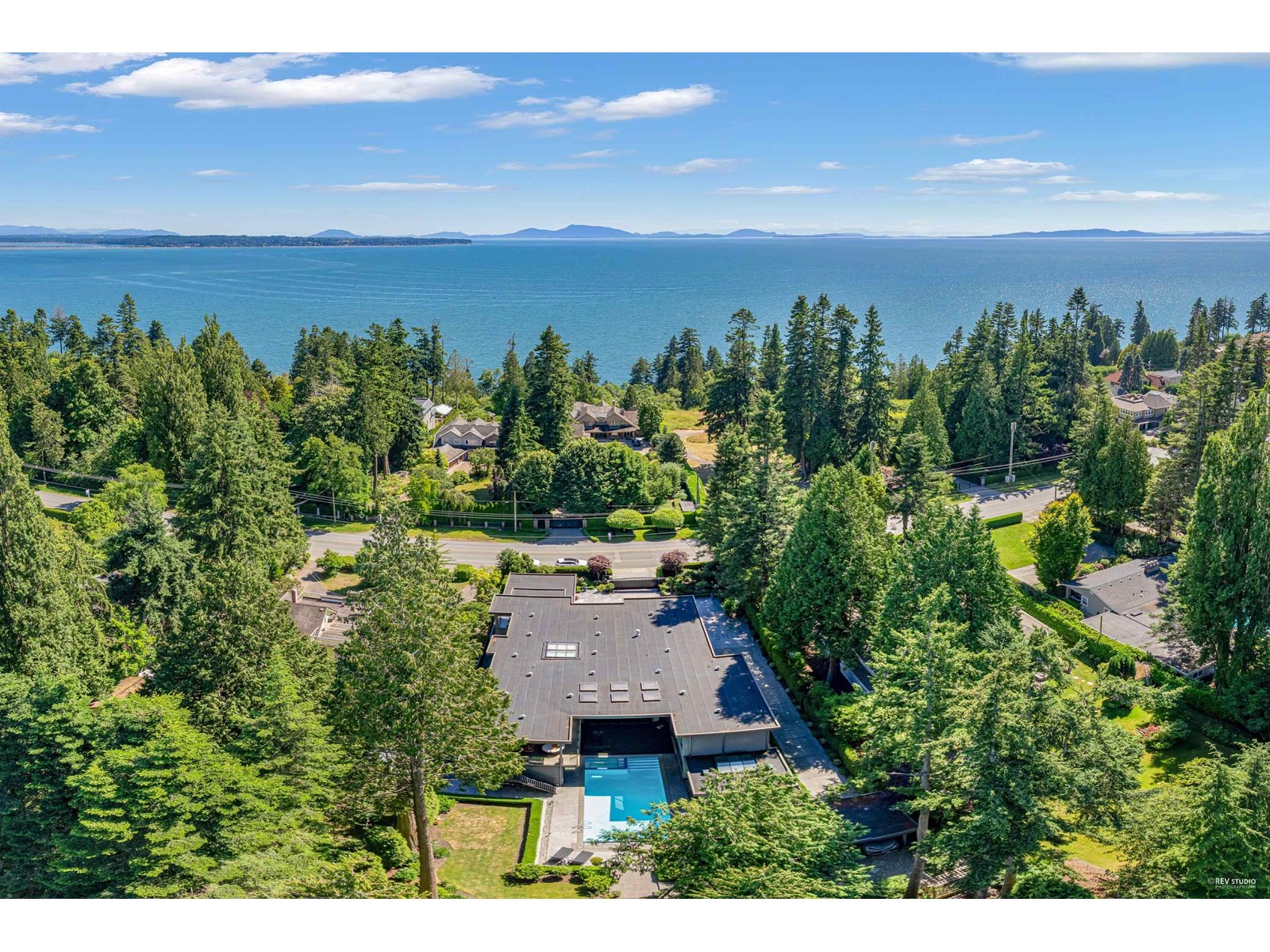 13657 Marine Drive, White Rock, British Columbia  V4B 1A3 - Photo 40 - R3027376