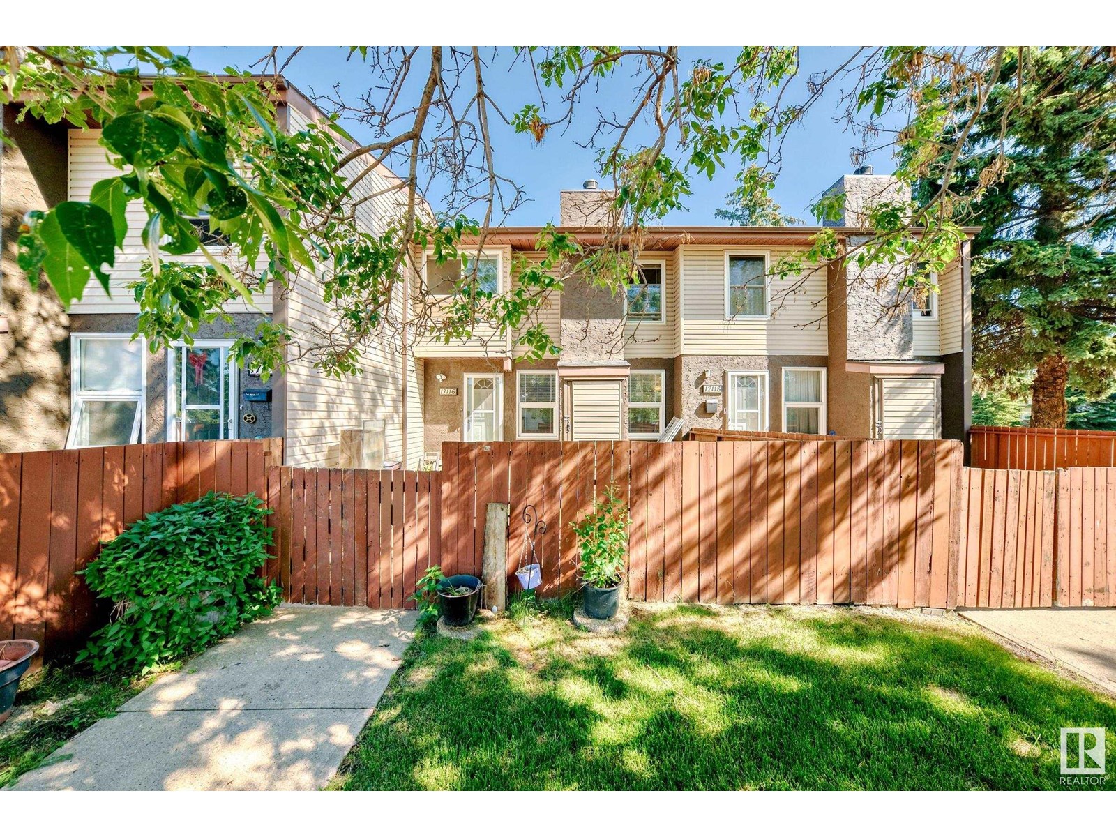 Property at 17116 108 ST NW image 1