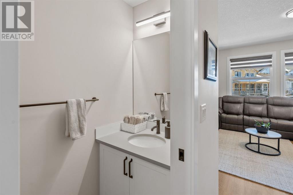 Property at 204, 201 Cooperswood Green SW image 4