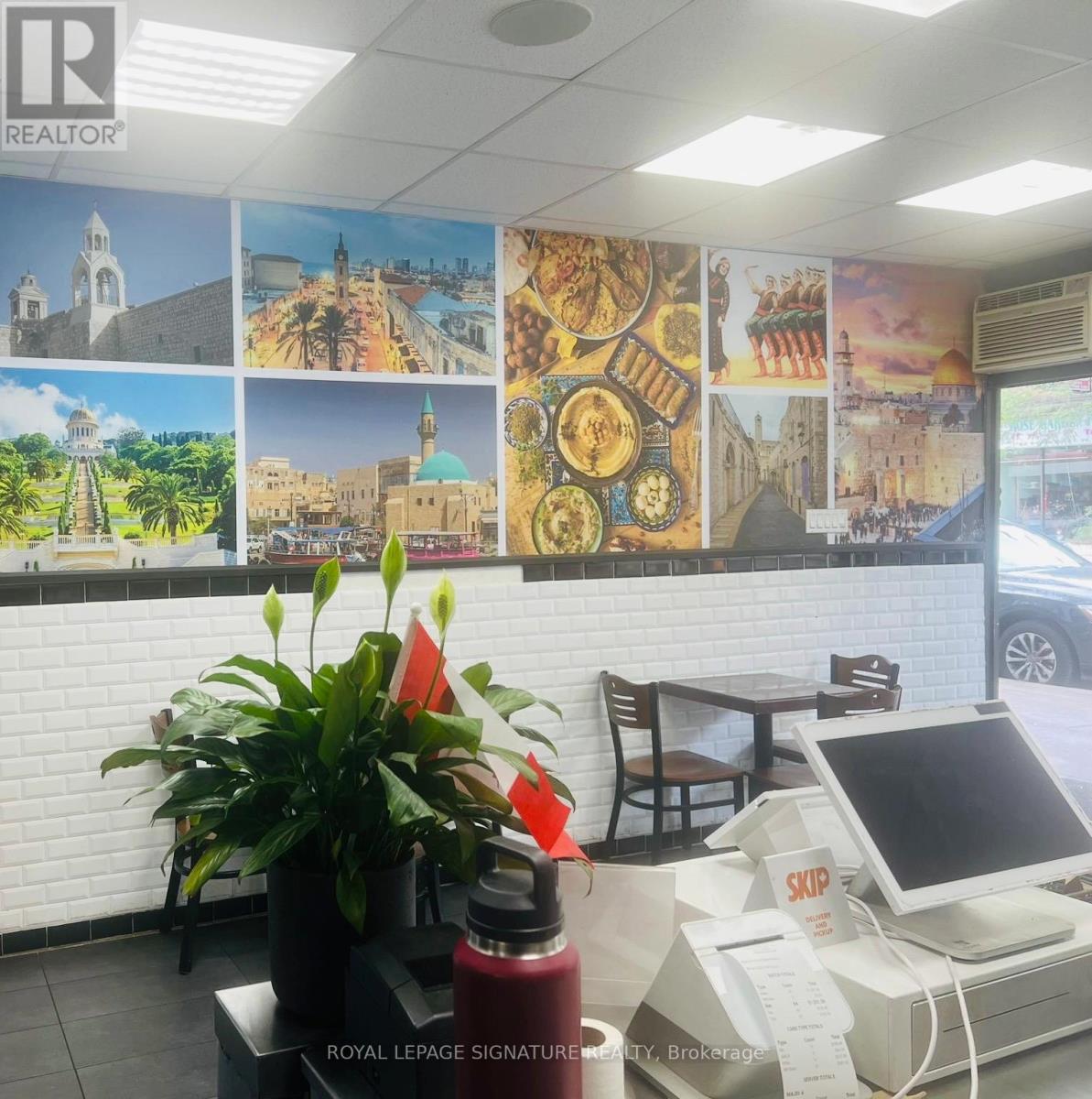 761 Dundas Street W, Toronto, Ontario  M6J 1T9 - Photo 2 - C12287215