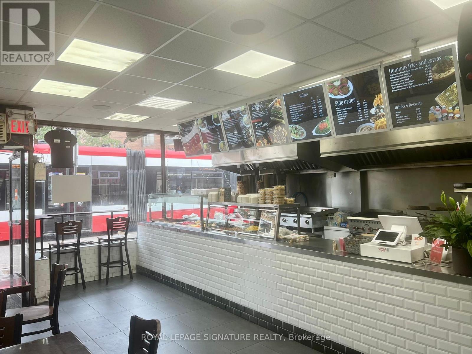 761 Dundas Street W, Toronto, Ontario  M6J 1T9 - Photo 3 - C12287215