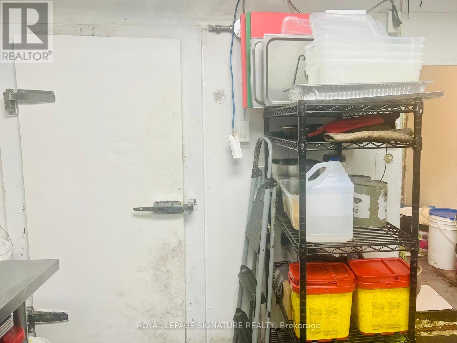 761 Dundas Street W, Toronto, Ontario  M6J 1T9 - Photo 7 - C12287215