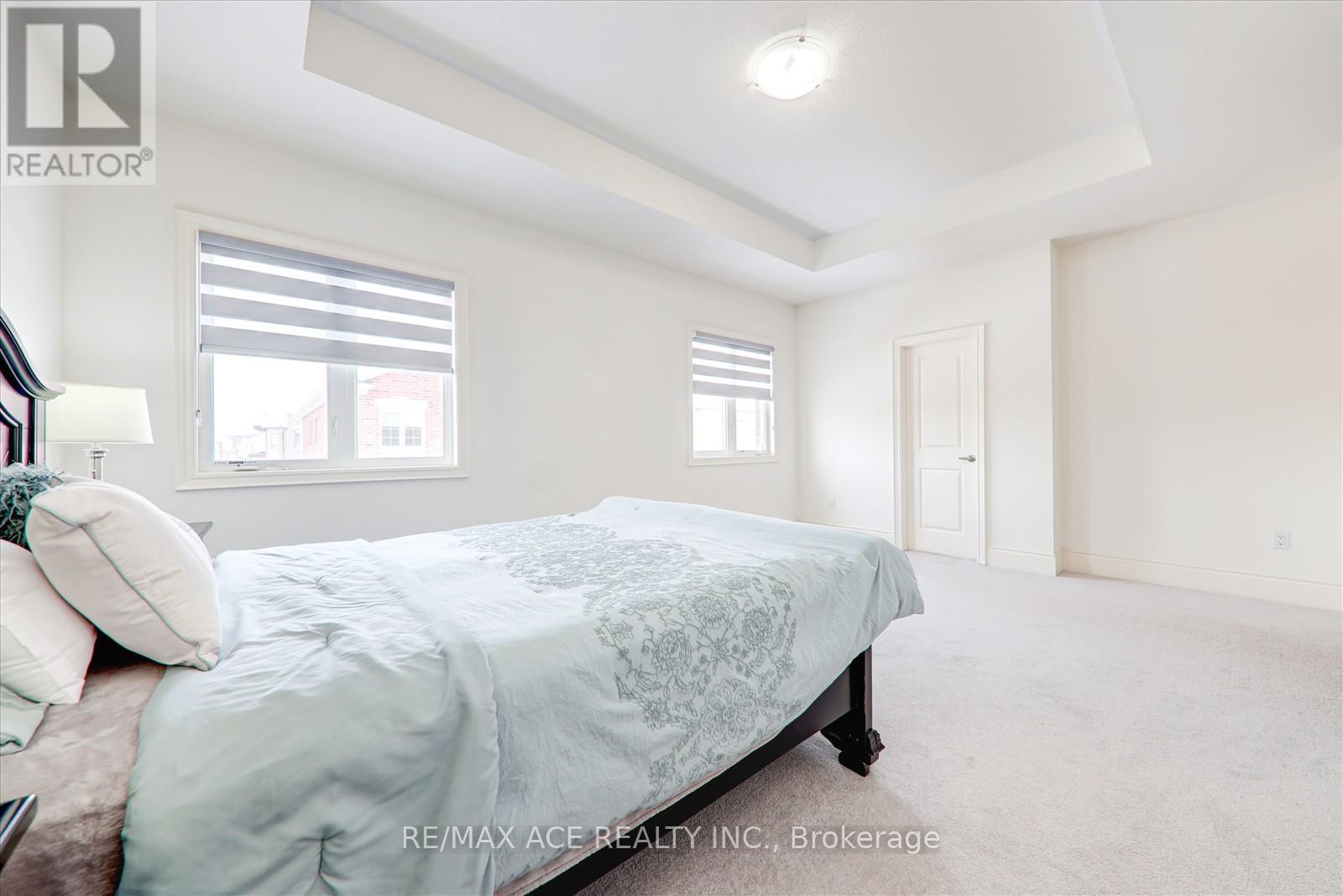 122 Steam Whistle Drive, Whitchurch-Stouffville, Ontario  L4A 4X5 - Photo 24 - N12287222