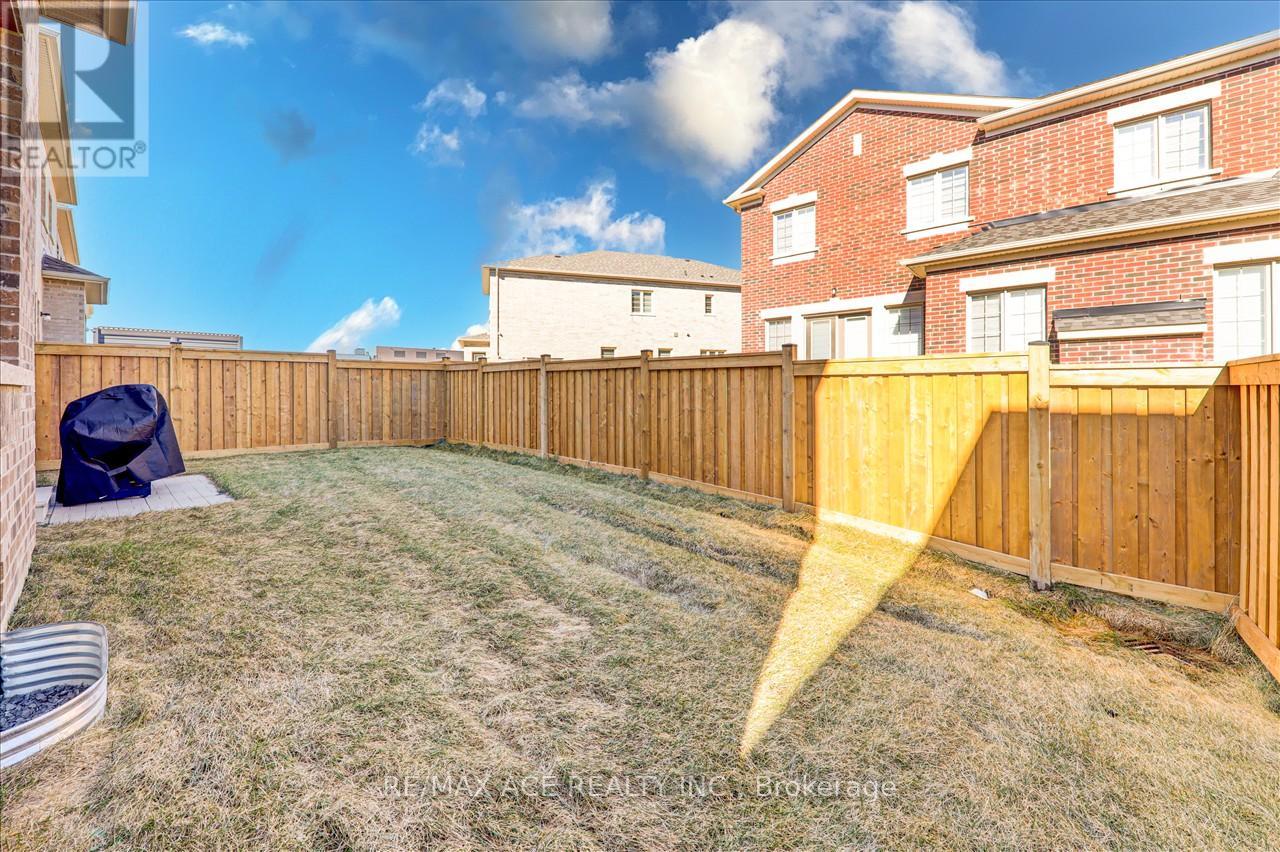 122 Steam Whistle Drive, Whitchurch-Stouffville, Ontario  L4A 4X5 - Photo 40 - N12287222