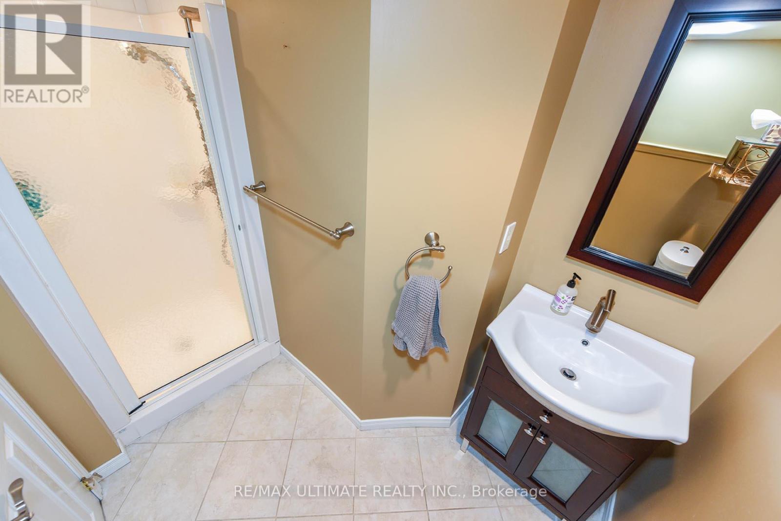 89 Mccraney Street W, Oakville, Ontario  L6H 1H5 - Photo 23 - W12286907