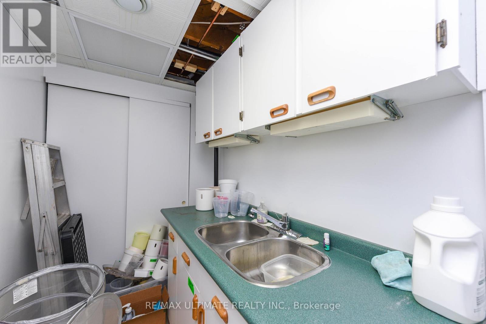 89 Mccraney Street W, Oakville, Ontario  L6H 1H5 - Photo 26 - W12286907