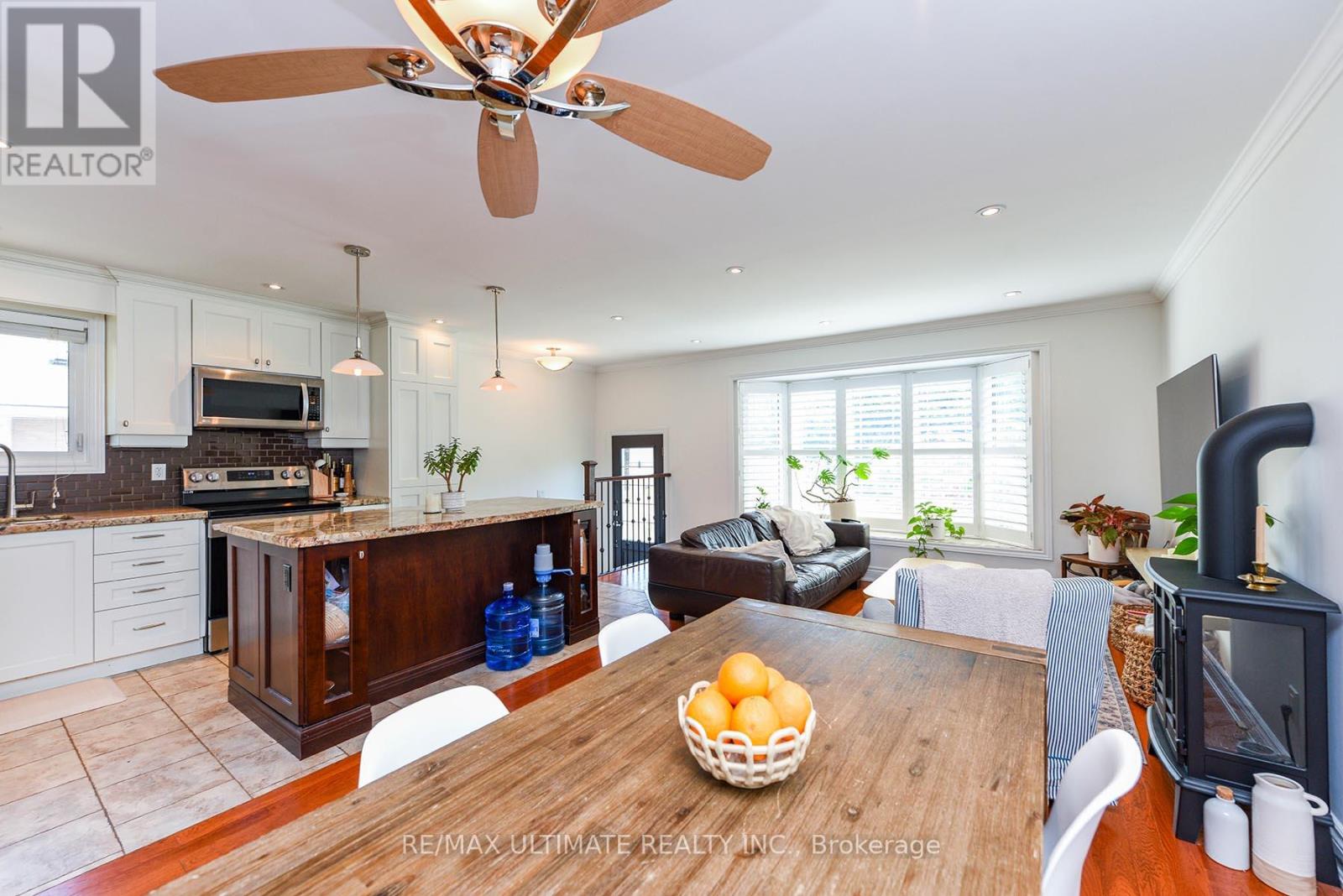 Property at 89 MCCRANEY STREET W image 5