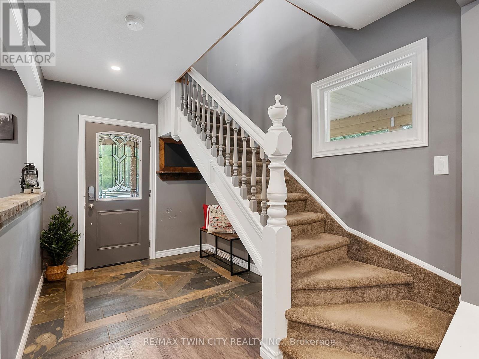 233 Oakland Road, Brant, Ontario  N0E 1R0 - Photo 11 - X12287210