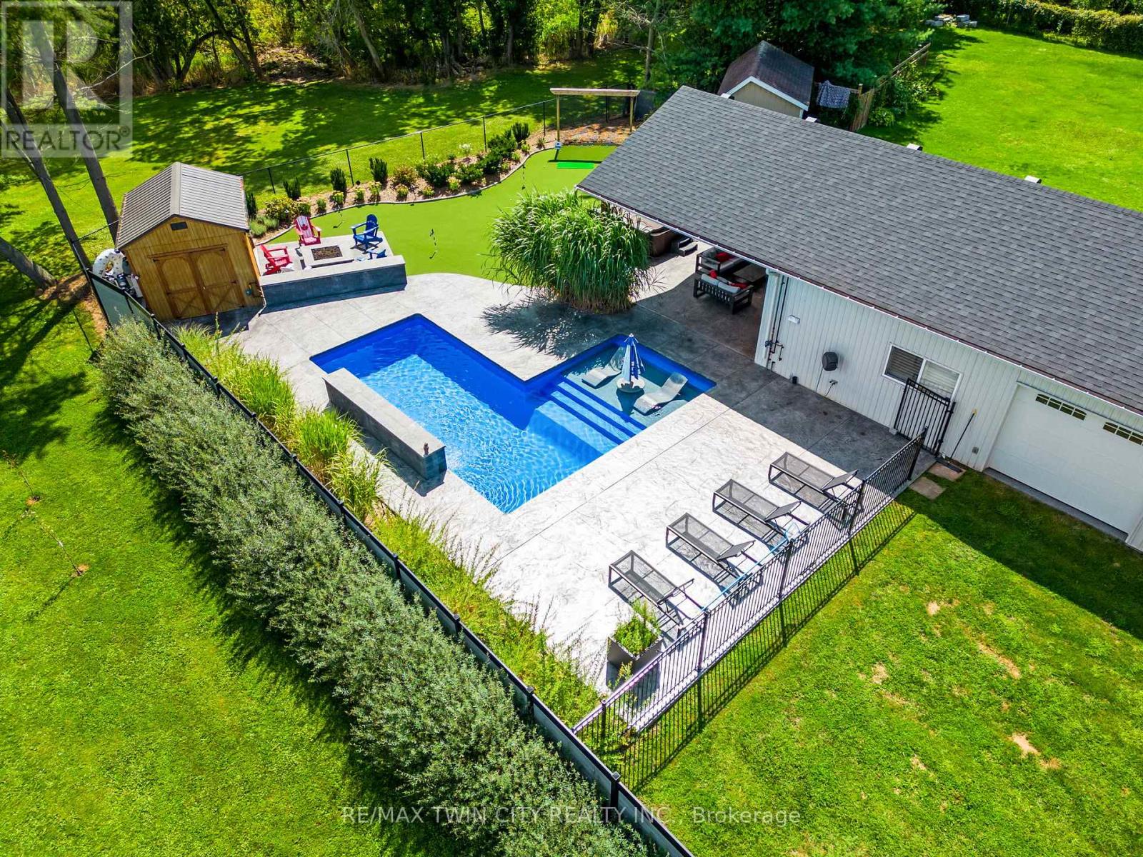 233 Oakland Road, Brant, Ontario  N0E 1R0 - Photo 42 - X12287210