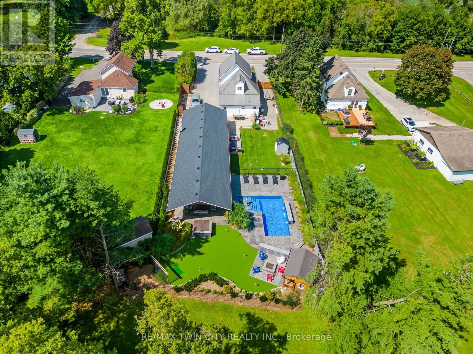 233 Oakland Road, Brant, Ontario  N0E 1R0 - Photo 46 - X12287210