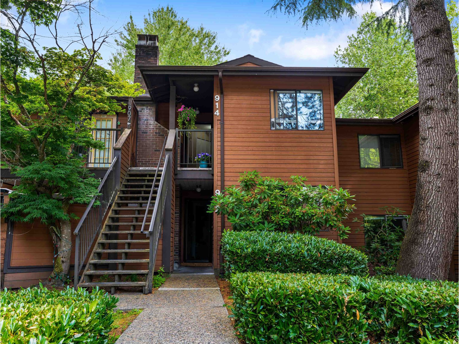 Property at 914 10620 150 STREET image 2
