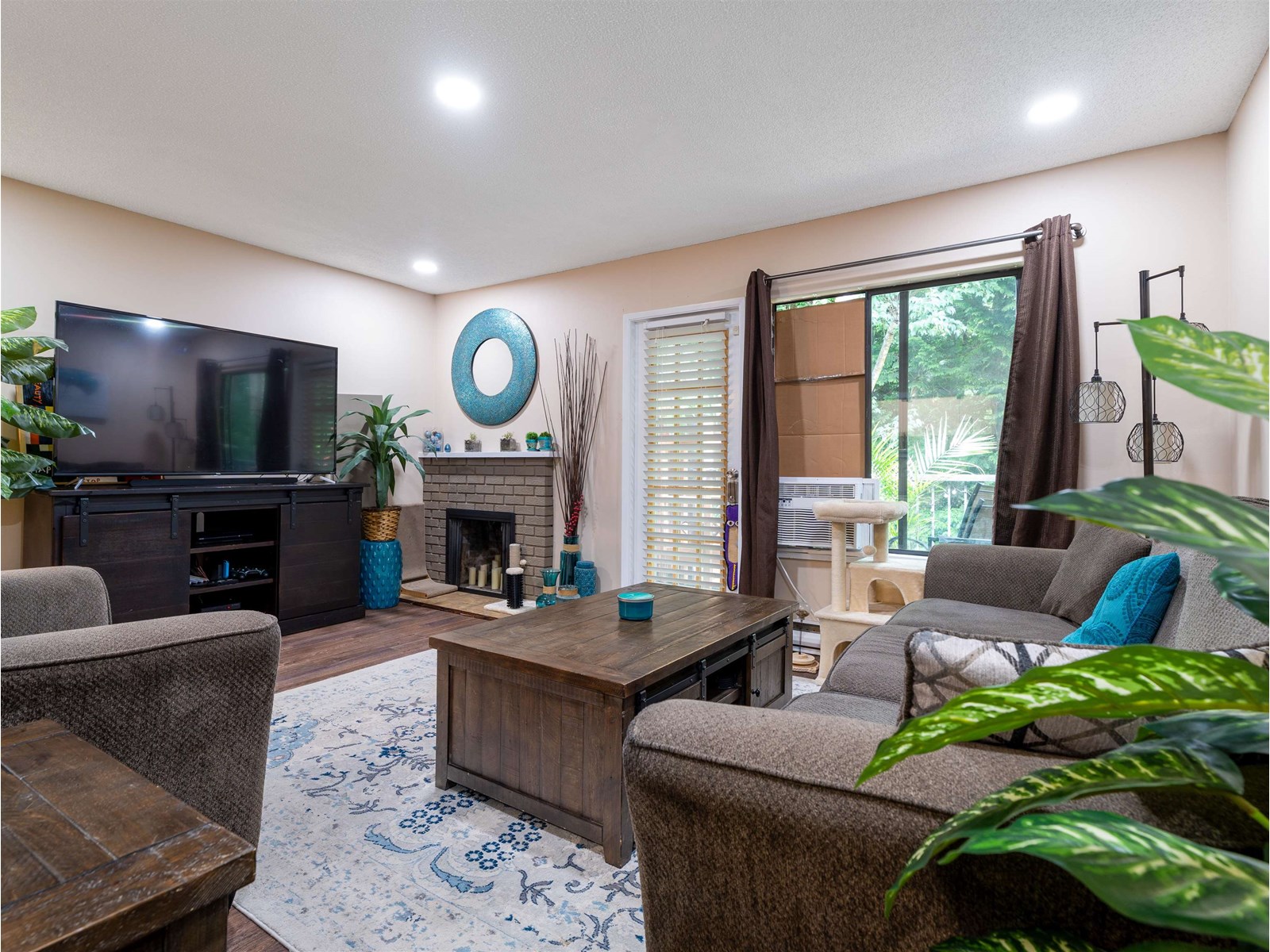 Property at 914 10620 150 STREET image 4