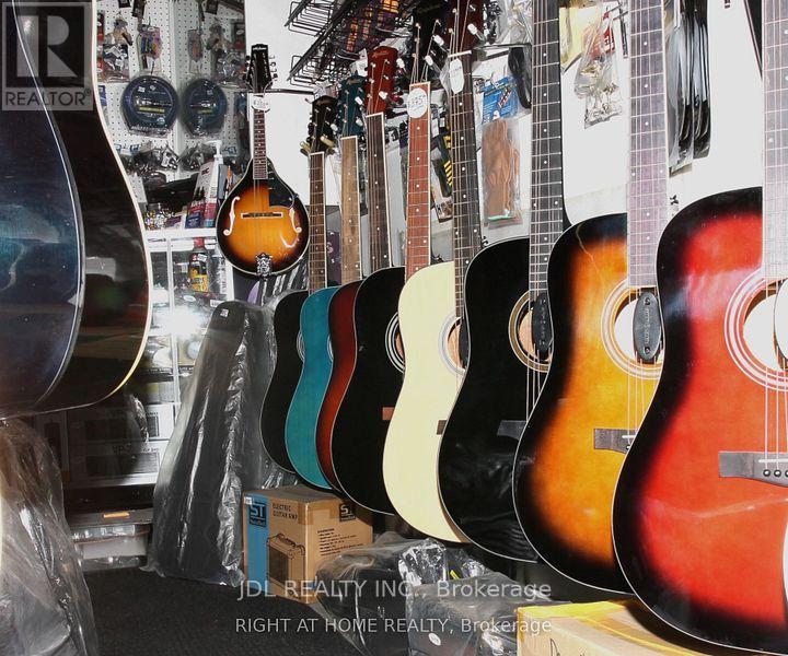 Unknown Address, ,     - Photo 2 - W12287236