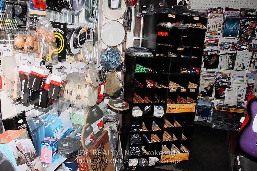 Unknown Address, ,     - Photo 8 - W12287236