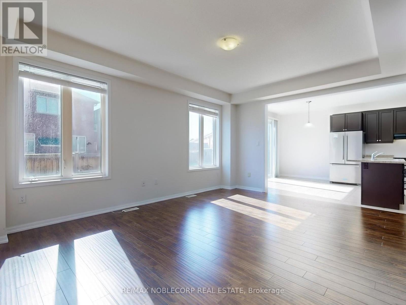 23 Giltspur (Upper) Road, Brampton, Ontario  L7A 0Y8 - Photo 11 - W12287242