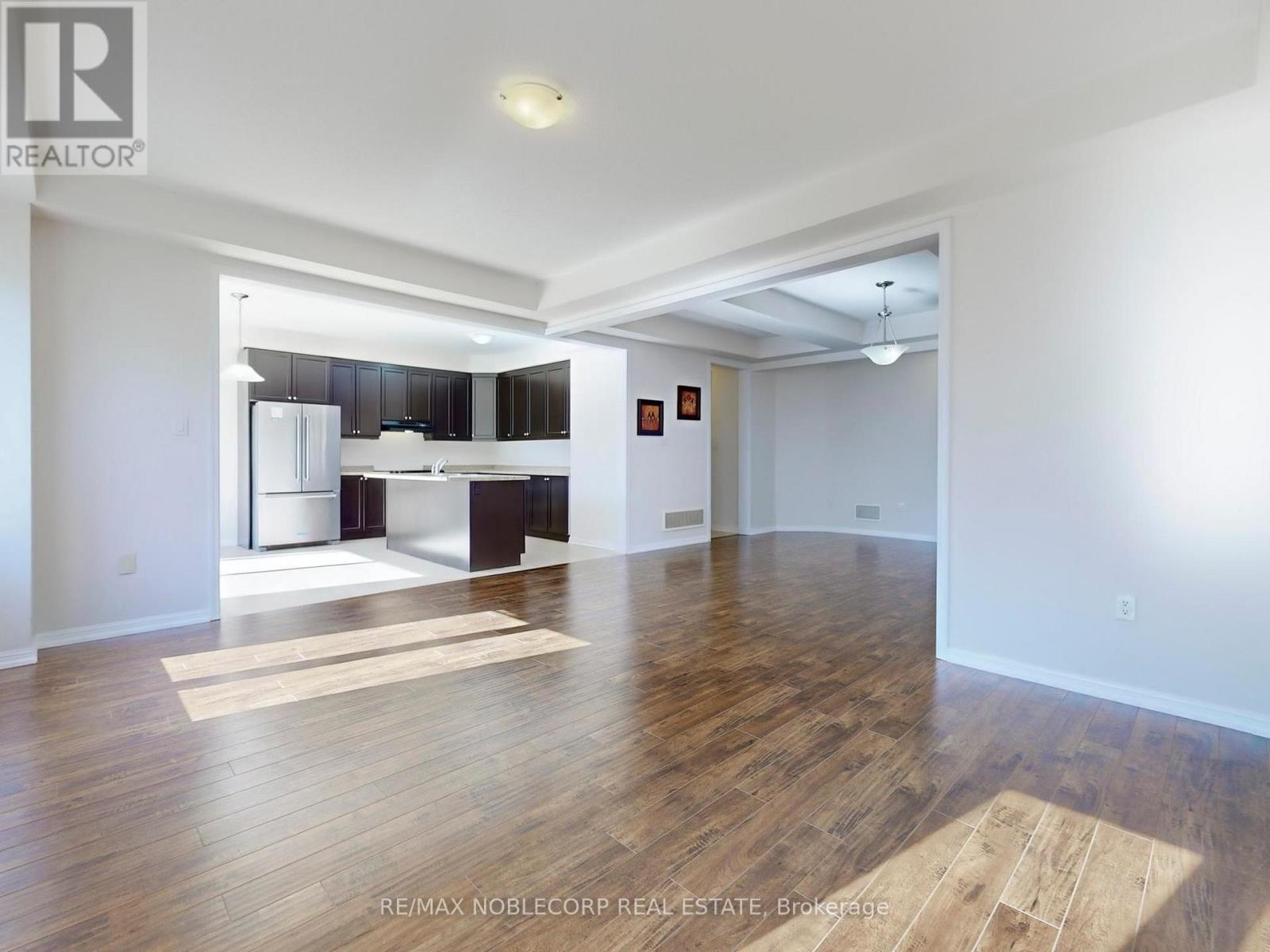 23 Giltspur (Upper) Road, Brampton, Ontario  L7A 0Y8 - Photo 12 - W12287242