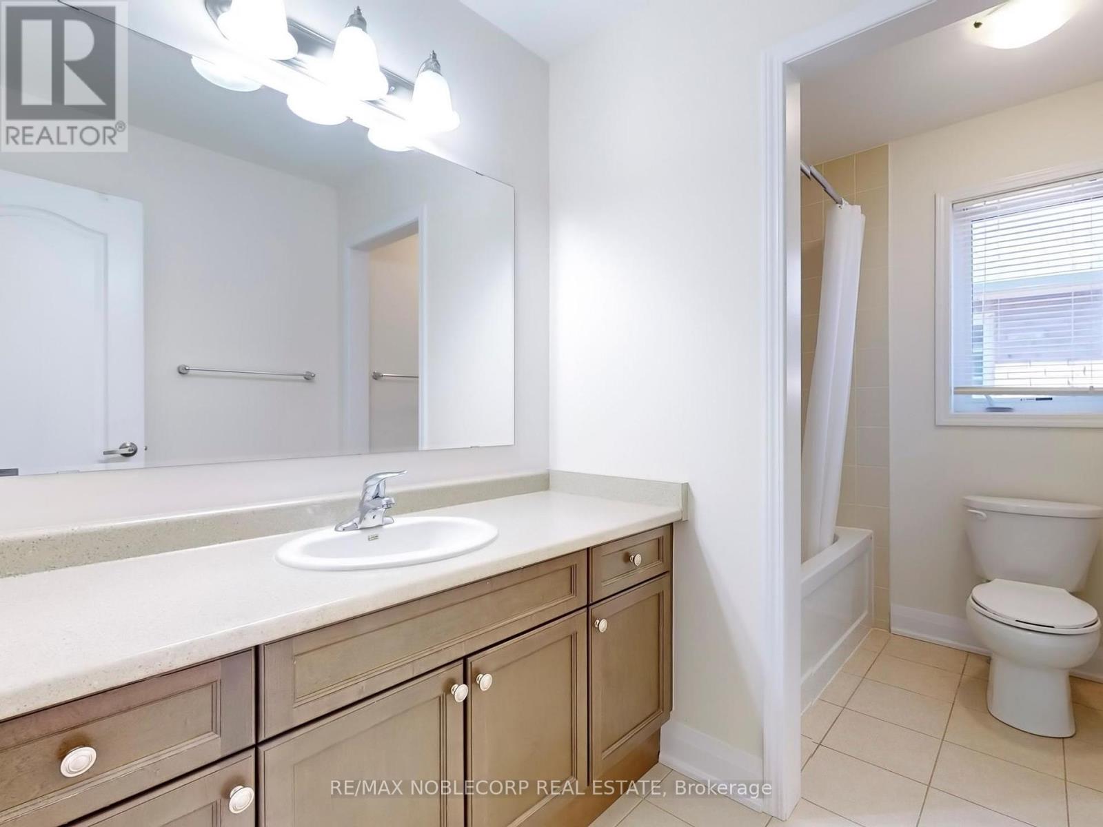 23 Giltspur (Upper) Road, Brampton, Ontario  L7A 0Y8 - Photo 48 - W12287242