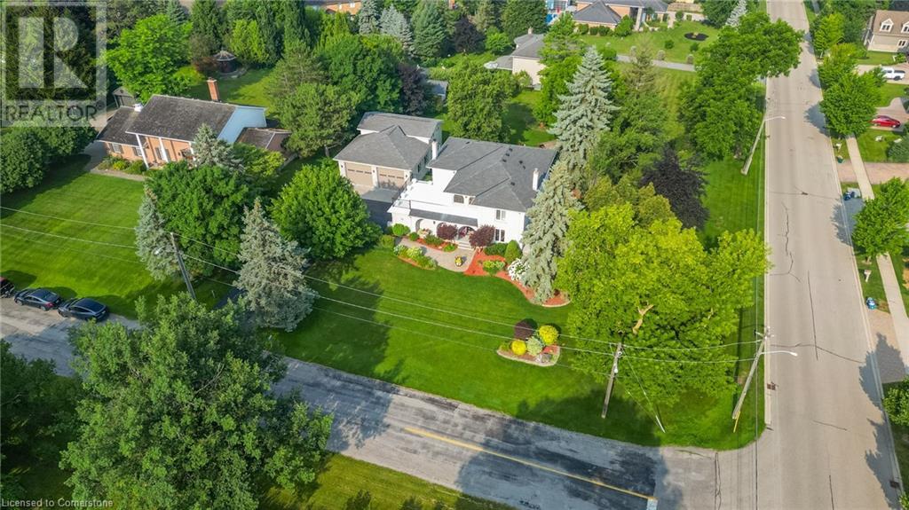 Property at 15 MARQUETTE Drive image 4