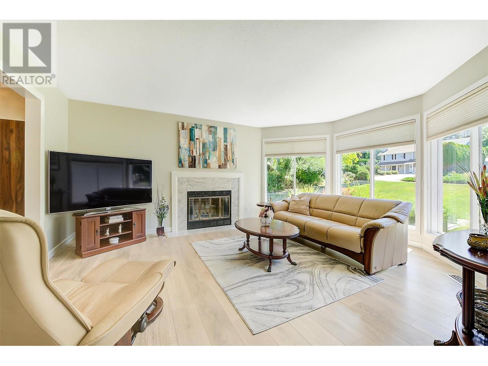 482 Curlew Drive Kelowna Photo 3