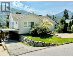 654 Schofield Highway, warfield, British Columbia