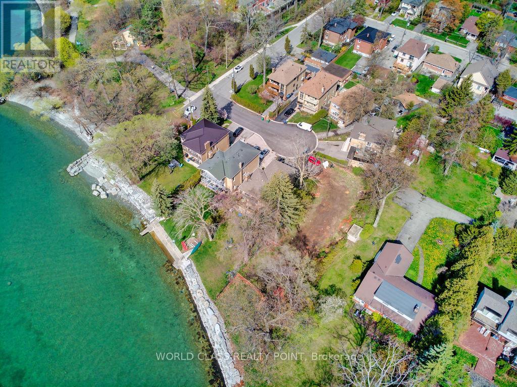 9 Carlis Place, Mississauga, Ontario  L5G 1A8 - Photo 16 - W12287330