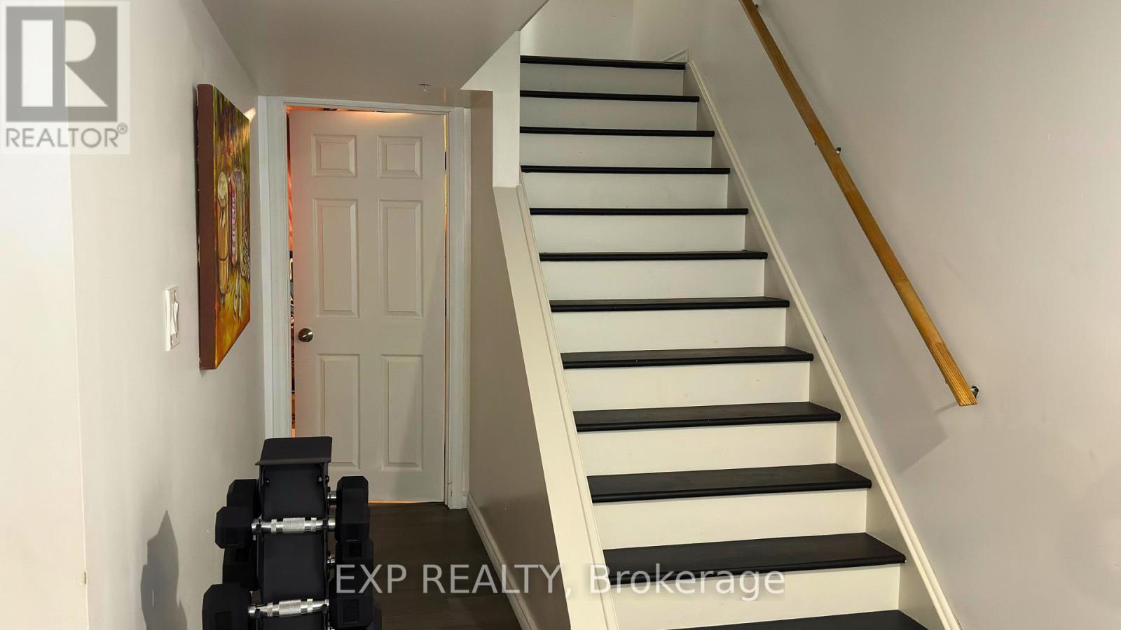 14 - 60 Canterbury Drive, St. Catharines, Ontario  L2P 0E7 - Photo 18 - X12287344