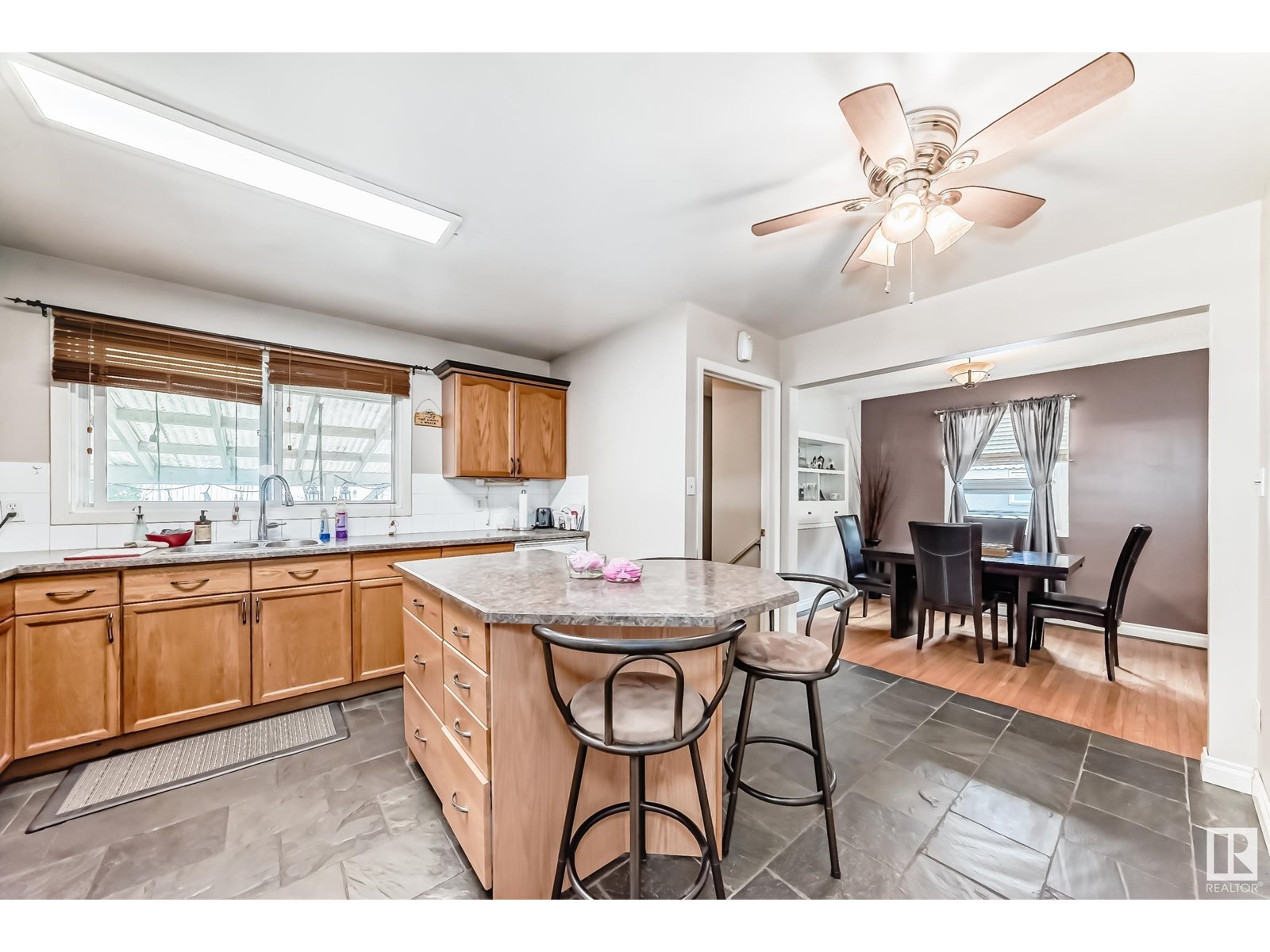 44 Grandin Rd, St. Albert, Alberta  T8N 0S2 - Photo 10 - E4447934